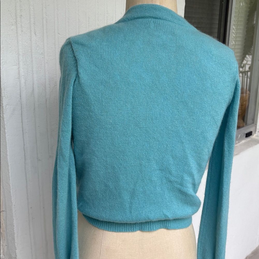 Bibelot Cashmere cardigan with rhinestone clasp closure - Picture 4 of 9